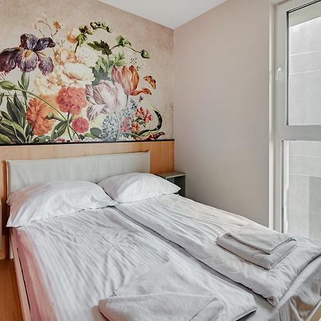 Luxury Aura 40 - 2 By Grand Apartments グダニスク エクステリア 写真